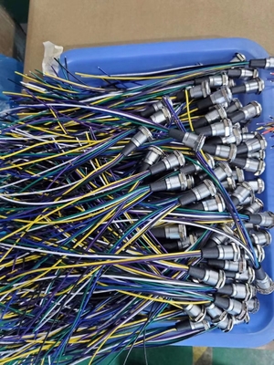 Lemo / Fischer / ODU uyumlu konektörlerle hızlı teslimat Kablo montaj hizmeti